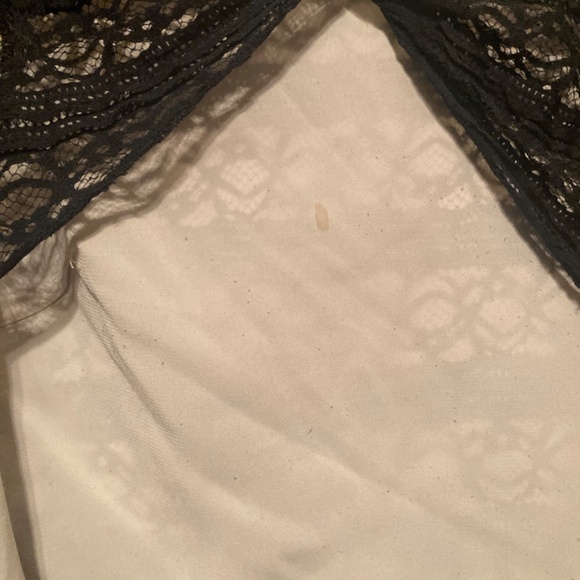 ALICE and OLIVIA Black Lace Top - Picture 8 of 8
